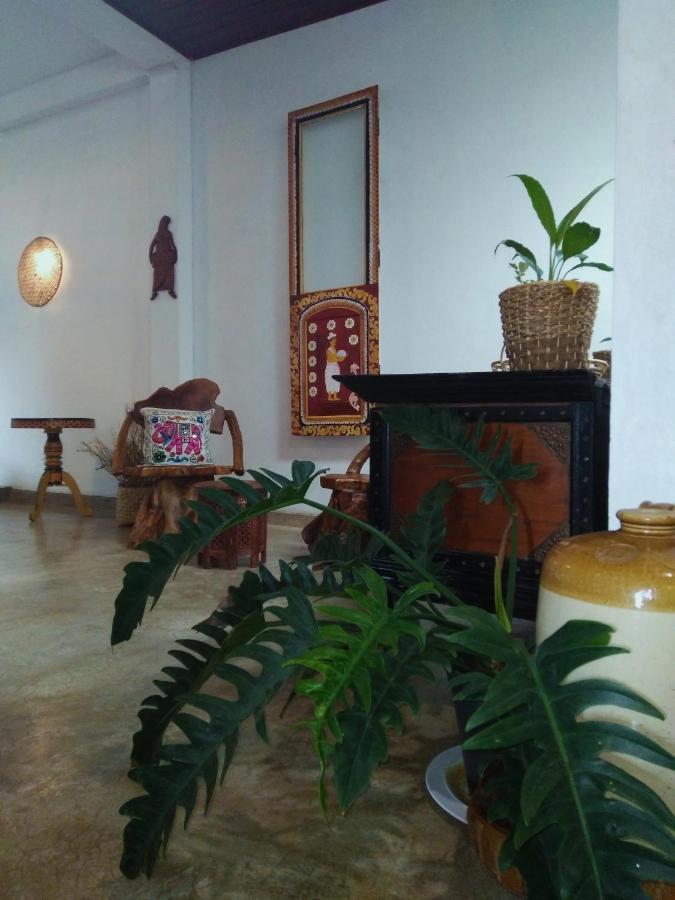 Barefoot Inn Kandy Exterior foto